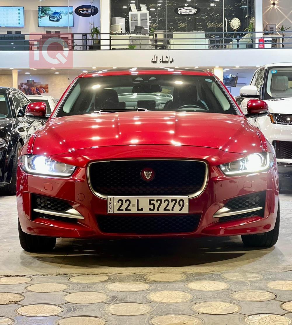 جاكوار XE